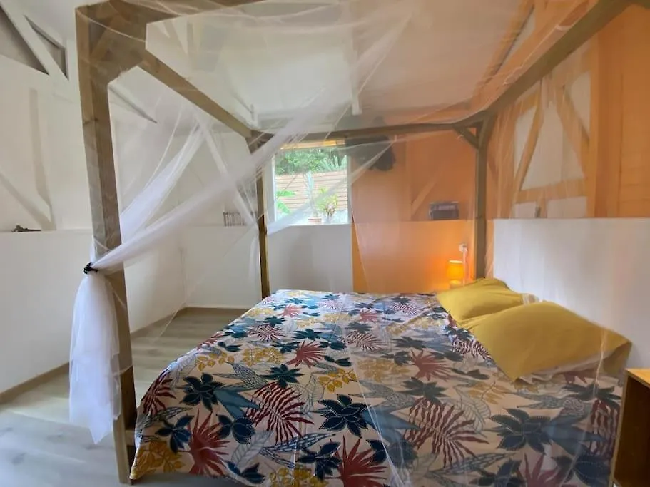 Charmant Bungalow Avec Piscine Kaz' Basse Bouillante