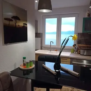 https://inas-house-vue-lac.hotels-rhonealpes.com